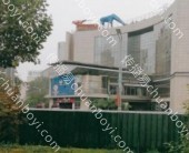 户外广告 山东莱芜莱城区银座商城正门商超卖场LED屏