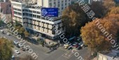 南京市秦淮区中山东路与洪武路交叉口新华书店裙楼东北外立面户外 高清 LED 大屏