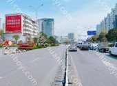 山东临沂解放路与兰亭路交汇处大牌广告